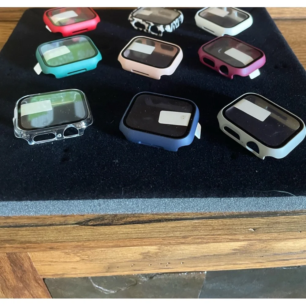 Apple Watch 7 face covers new